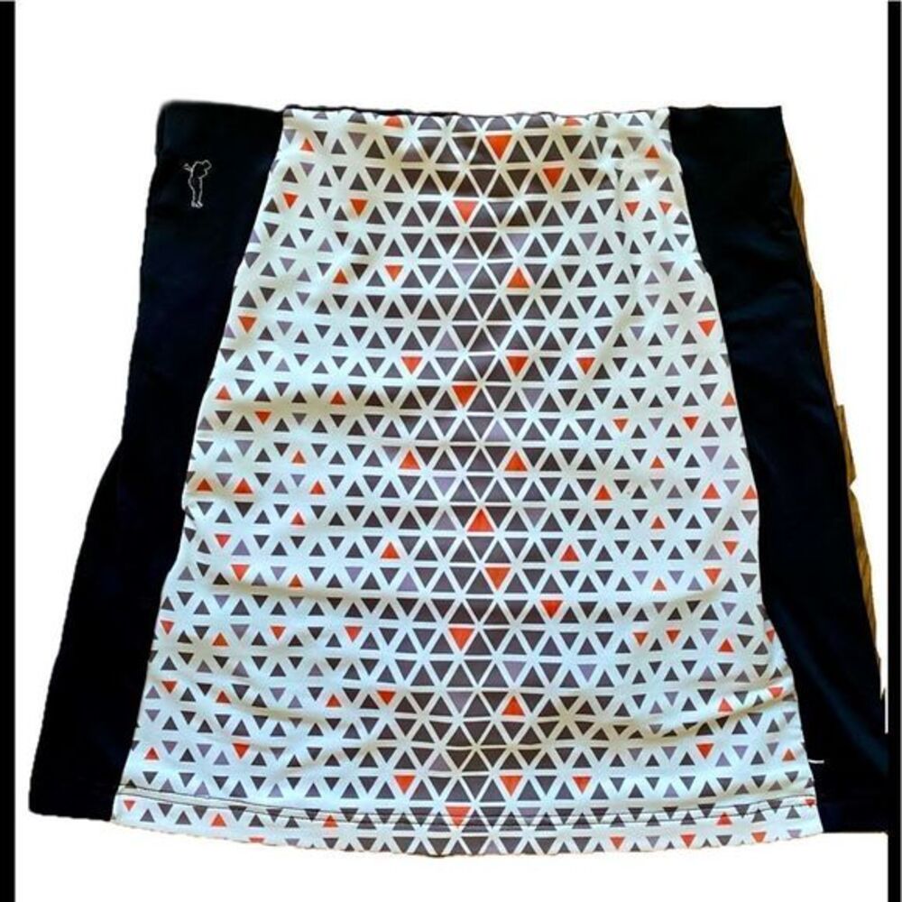 Women's Black & White Geometric Skort